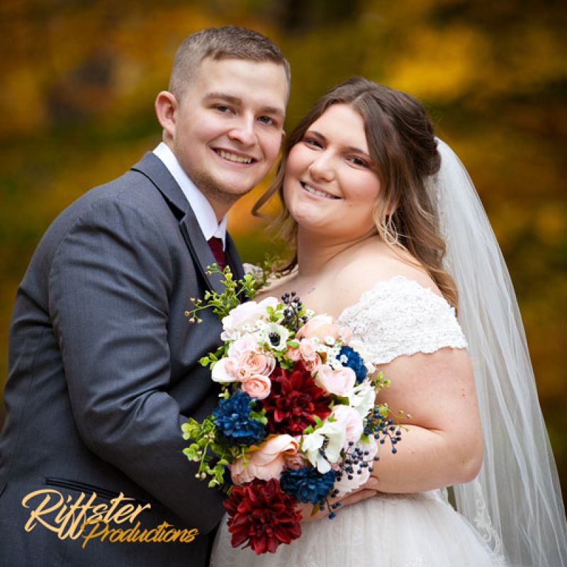 wedding-500-web5d95764f-9d3b-6bde-f4fc-97263f60028bBE1D5E5D-9170-84F7-896C-FD28E7336FF0.jpg